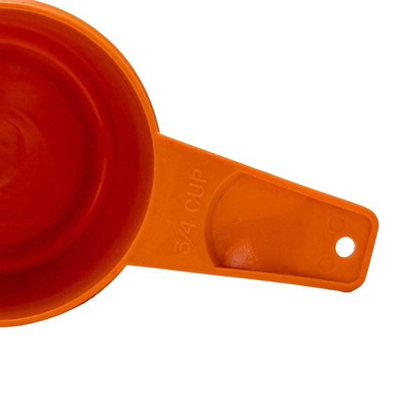 Tupperware 3/4 Cup Measuring Harvest Orange 70s VTG Replacement Kitchen 762 - Picture 6 of 7